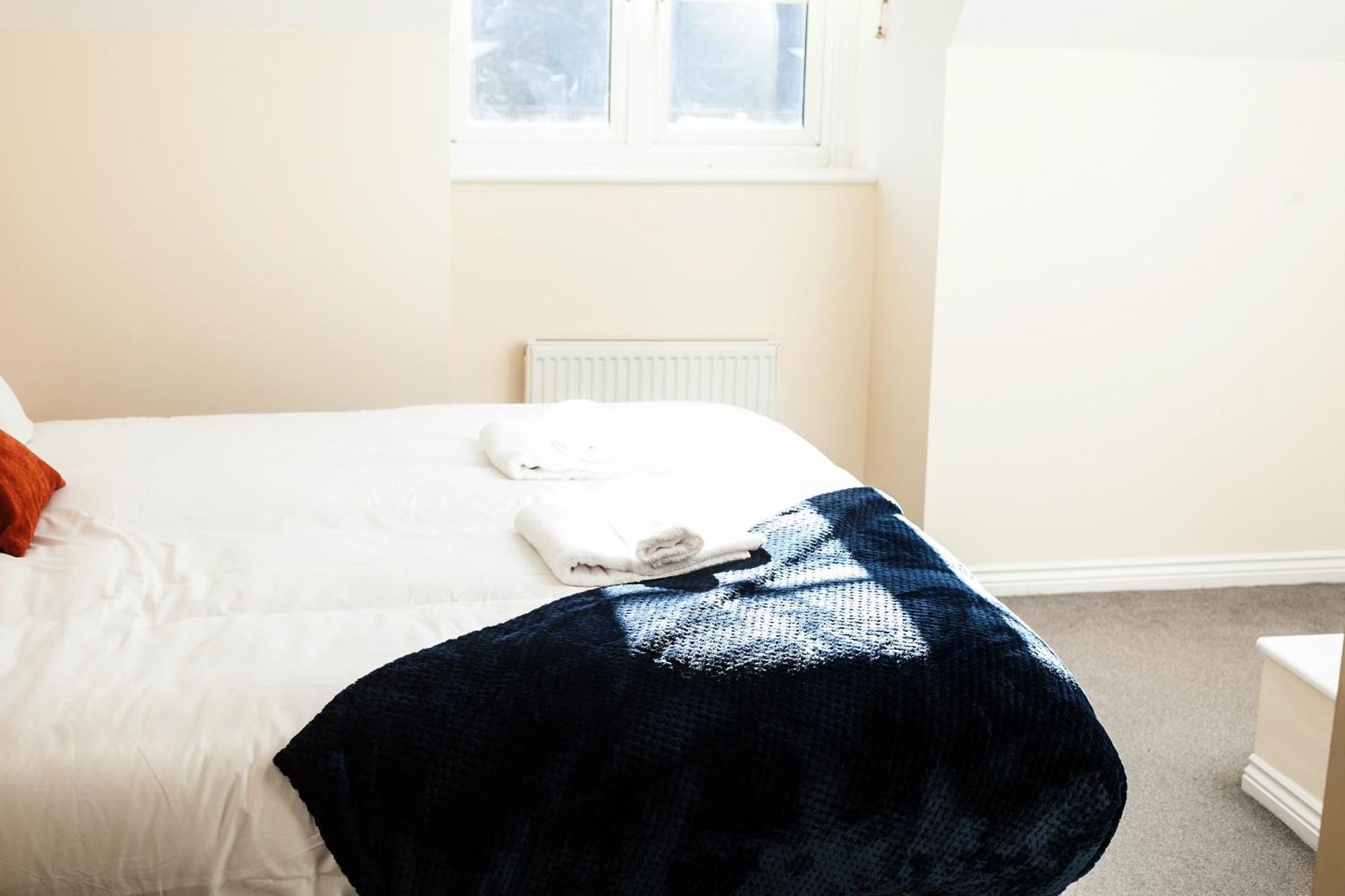 Avril Warwickshire Home Stay Nuneaton Extérieur photo